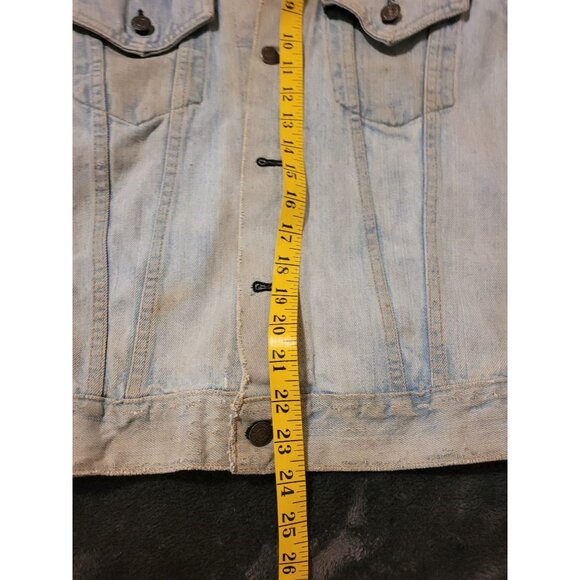 Mens VTG LEVI'S Thrashed Distressed Trucker Denim Jacket Sun Bleached Frayed - Picture 13 of 15